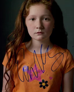 Emma Kenney autograph