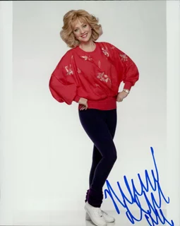 Wendi McLendon-Covey autograph