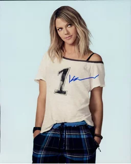 Kaitlin Olson autograph