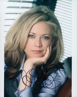 Ally Walker autograph