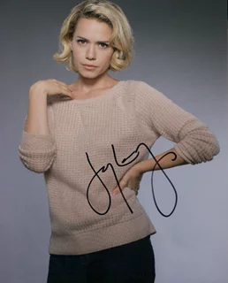 Bethany Joy Lenz autograph