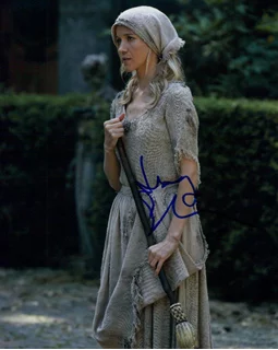 Jessy  Schram autograph