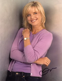 Courtney Thorne-Smith autograph