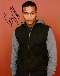 Cory Hardrict autograph