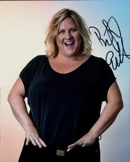 Bridget Everett autograph