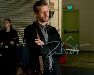 Paul Sparks autograph