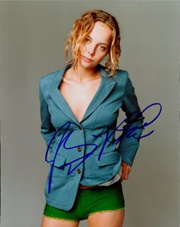 Bijou Phillips autograph