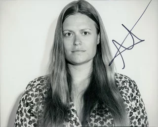 Marianna Palka autograph