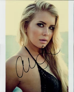 Candice Wurster autograph