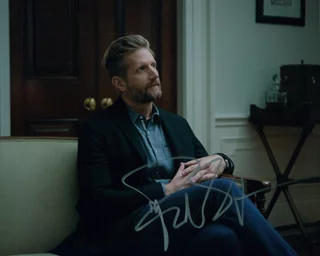 Paul Sparks autograph