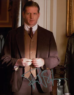 Paul Sparks autograph