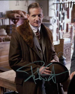 Paul Sparks autograph