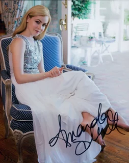 Amanda Schull autograph