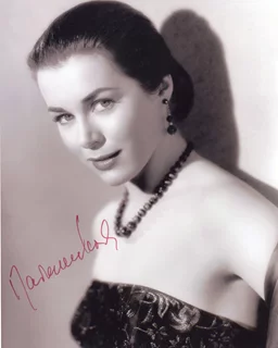 Marianne Koch autograph