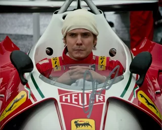 Daniel Bruhl autograph