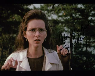 Julie Condra autograph