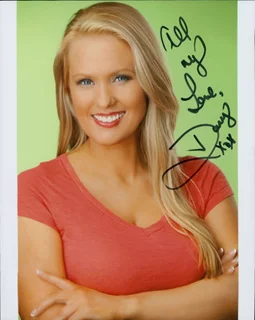 Darcy Donavan autograph
