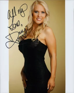 Darcy Donavan autograph