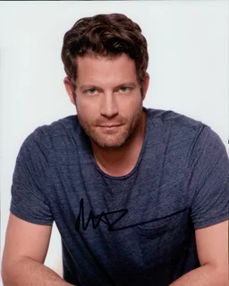 Nate Berkus autograph