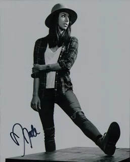 Jade Catta-Preta autograph