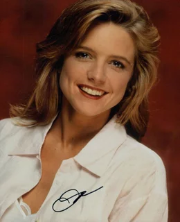 Courtney Thorne-Smith autograph