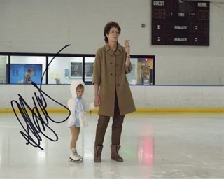 Allison Janney autograph