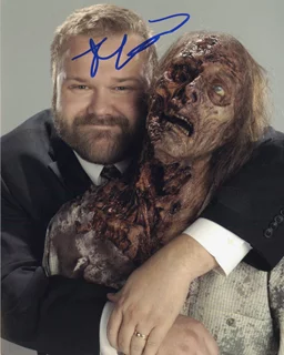 Robert Kirkman autograph