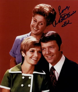 Ann B. Davis autograph