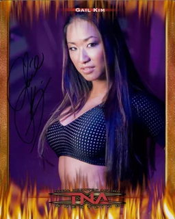 Gail Kim autograph