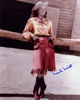 Noel Neill autograph