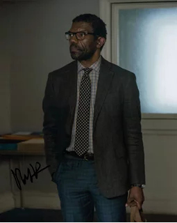 Vondie Curtis-Hall autograph