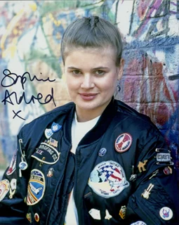 Sophie Aldred autograph
