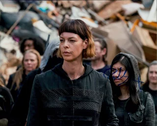 Pollyanna McIntosh autograph