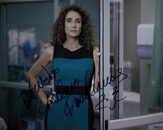 Melina Kanakaredes autograph