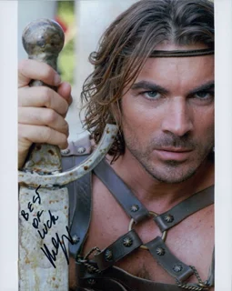 Victor Alfieri autograph