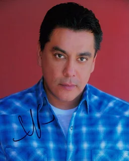 Martin Santander autograph