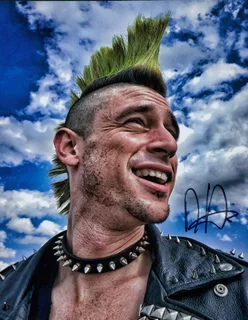 Dave Davis autograph