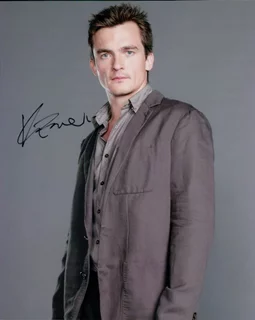 Rupert Friend autograph