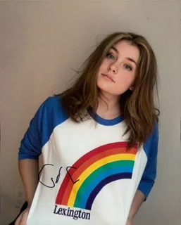 Grace Victoria Cox autograph