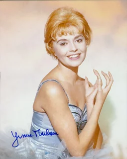 Yvonne Monlaur autograph