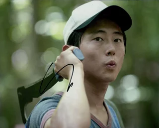 Steven Yeun autograph