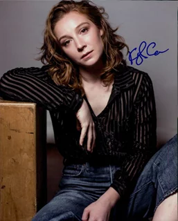 Kayli Carter autograph
