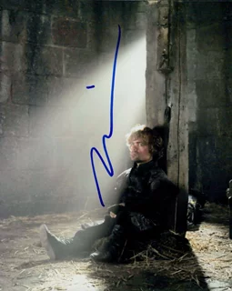 Peter Dinklage autograph