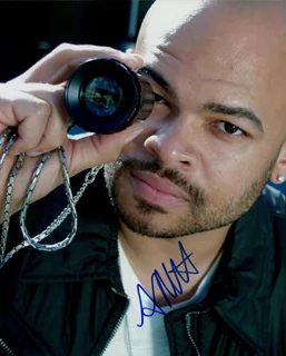 Anthony Hemingway autograph