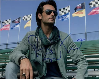 Rodrigo Santoro autograph
