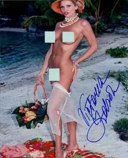 Victoria Zdrok autograph