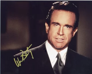 Warren Beatty autograph