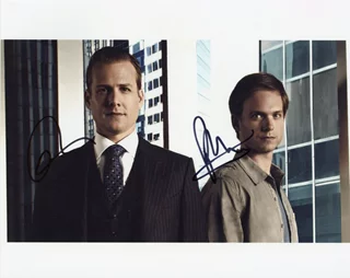 Suits autograph