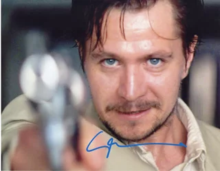 Gary Oldman autograph