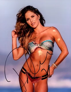 Brittney Palmer autograph